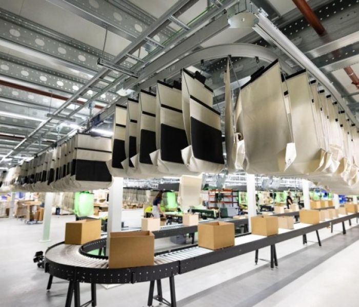 Modexpress and DFT 100 Adaptersystem 3 (Foto: Dürkopp Fördertechnik GmbH)